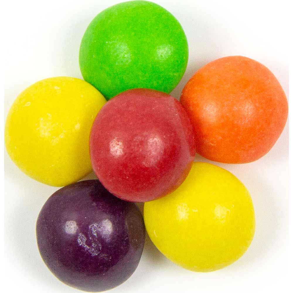Hockeypuck med godis skittles frukt